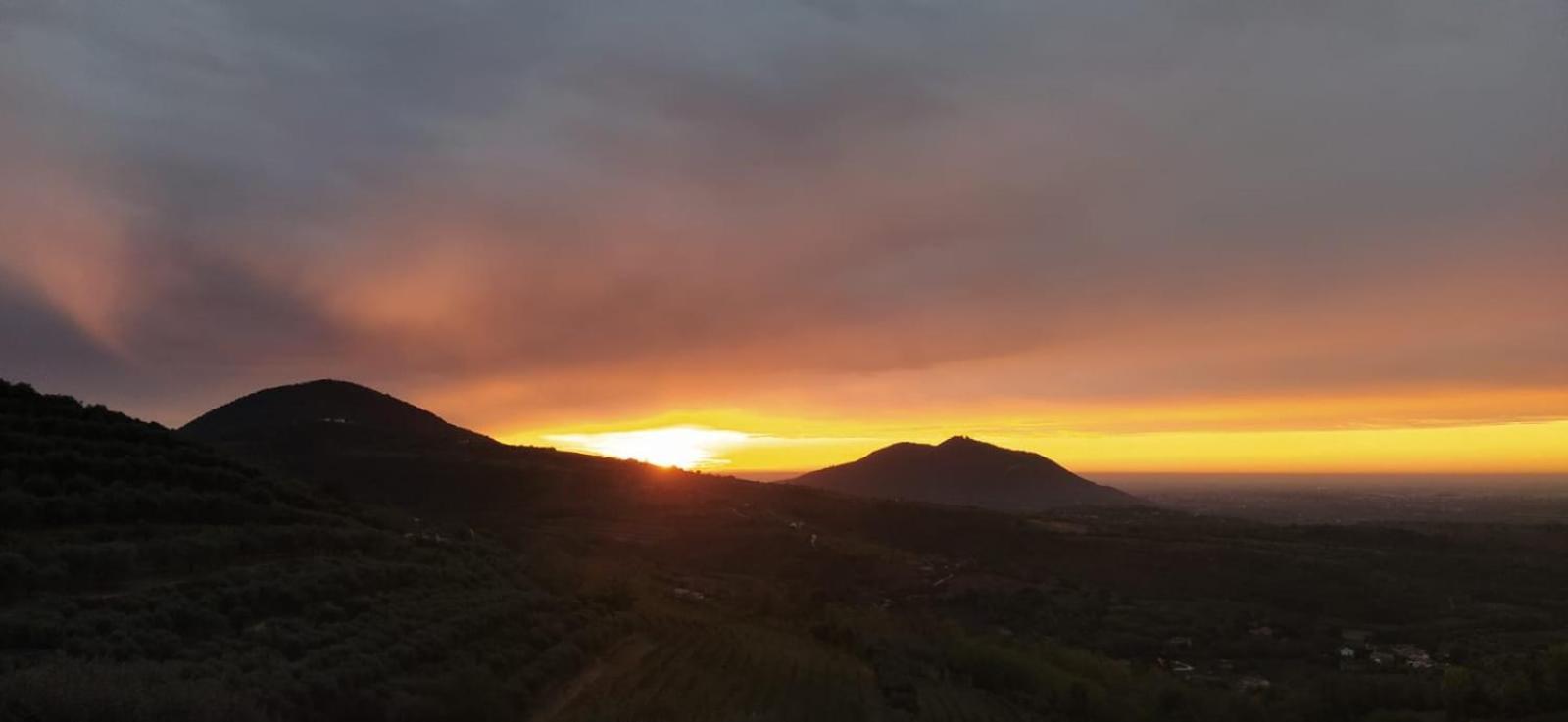 Agriturismo Le Volpi Baone Eksteriør bilde